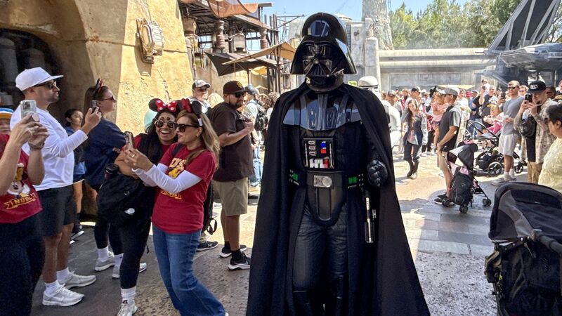 Fortnite Star Wars скин теперь можно получить только в Disneyland